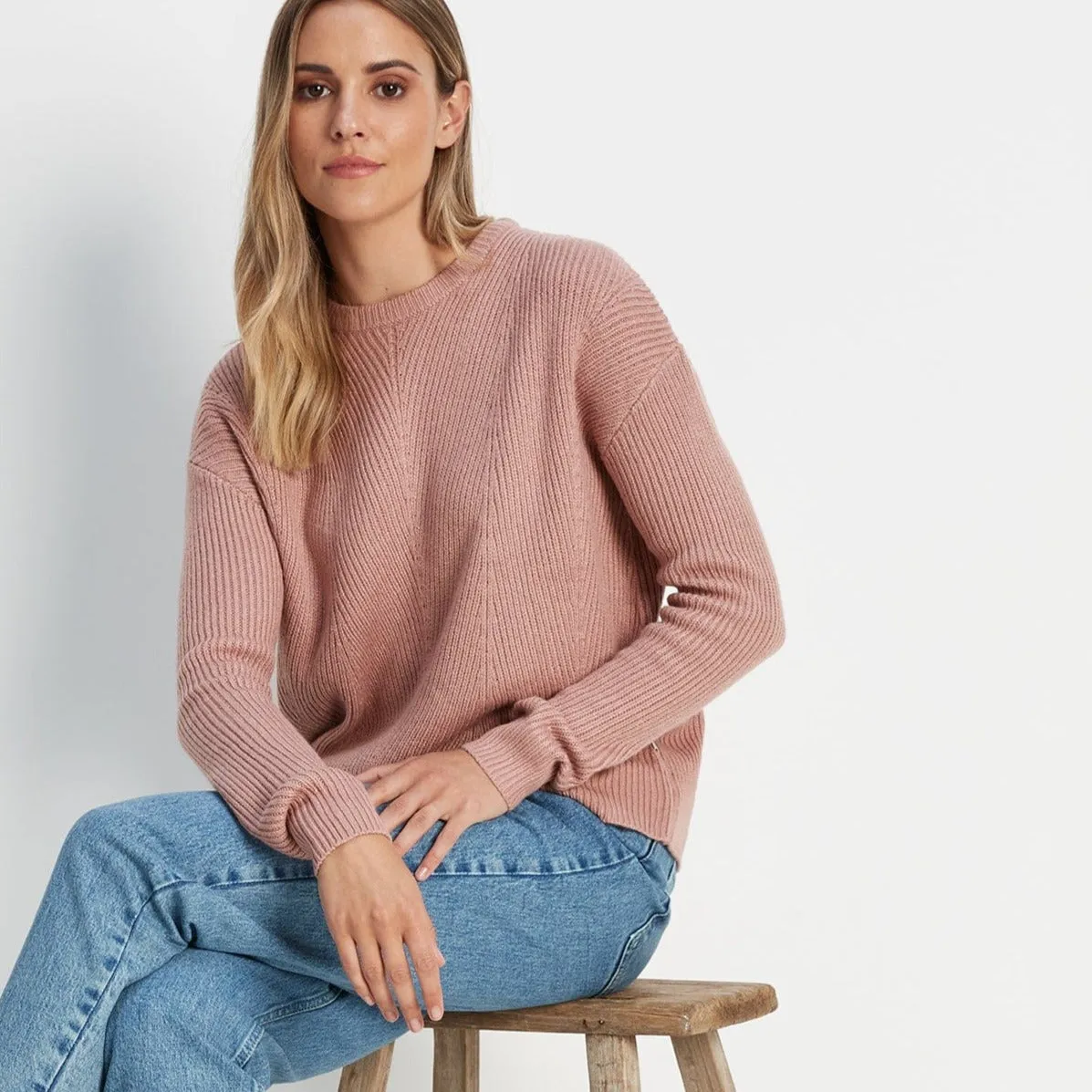 Helen Womens Knitted Jumper - Faded Pink